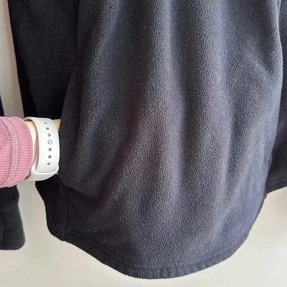 Old Navy Go-Warm Micro Performance Fleece 1/4-Zip Sweatshirt, Black Jack, M - Picture 8 of 16